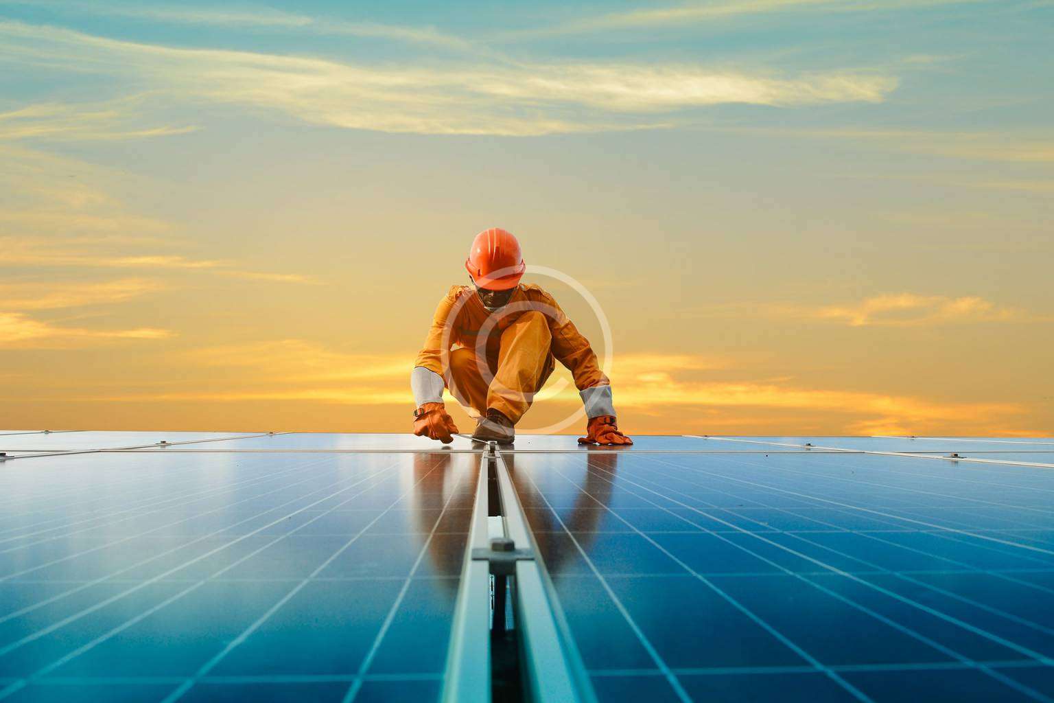 how-do-solar-panels-work-paragon-group